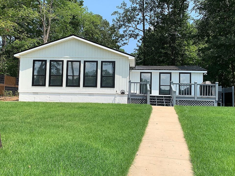 2nd image of 263 Thomas Dr