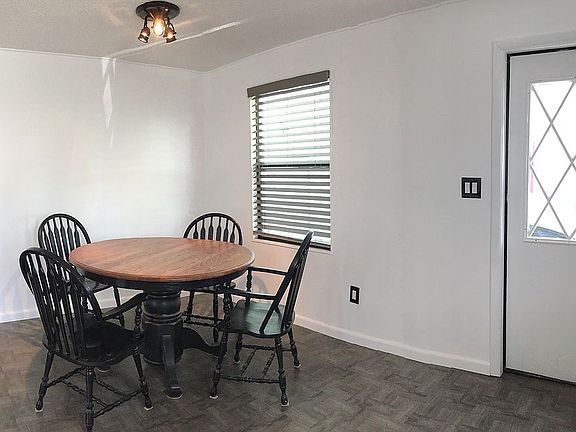 5th image of 3010 N Derry Dr
