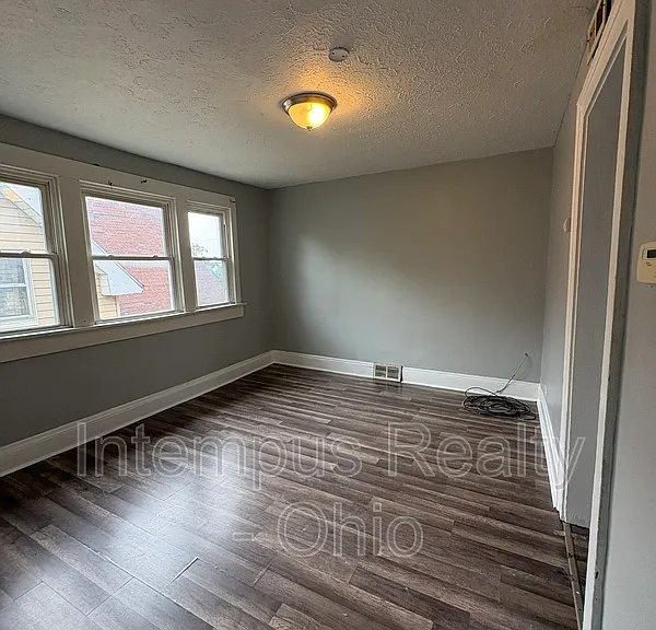 942 Eddy Rd #3 — Photo 10