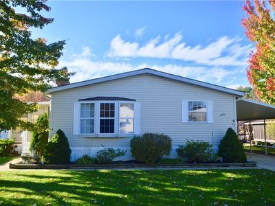 15 Lees Ln #15, Olmsted Falls, OH, 44138