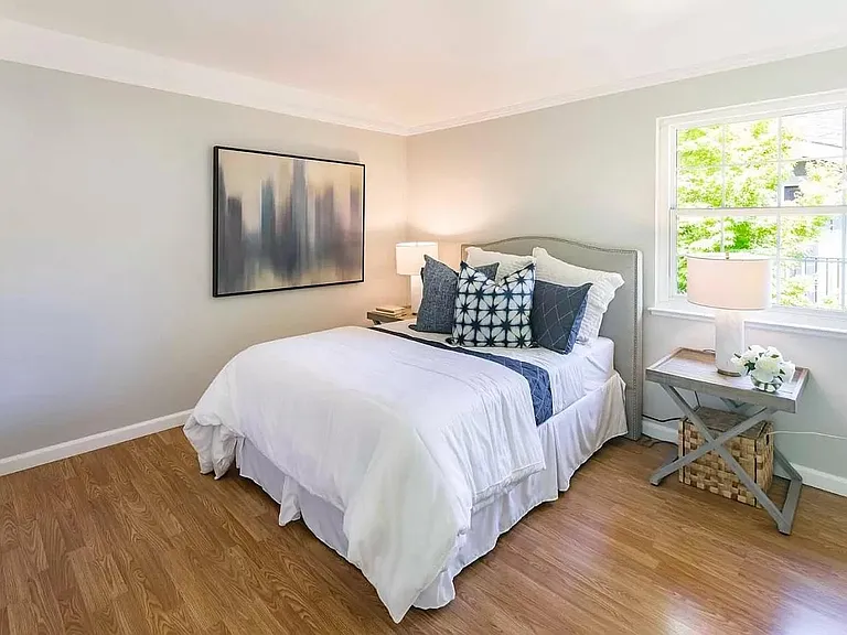 38 Devonshire Ave #8 — Photo 9