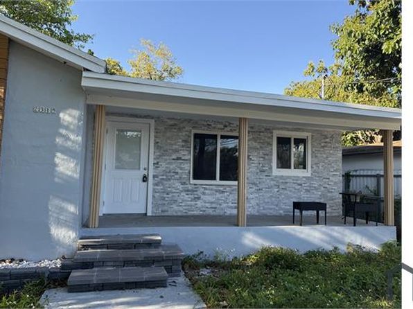 2359 NW 63rd St