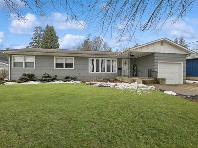 1026 1st St SE, Waverly, IA, 50677