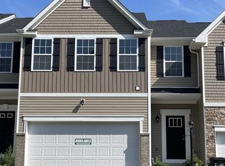 1905 Canterbury Dr, Imperial, PA