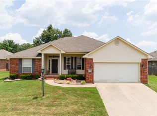 2720 Granite Dr, Van Buren, AR 72956