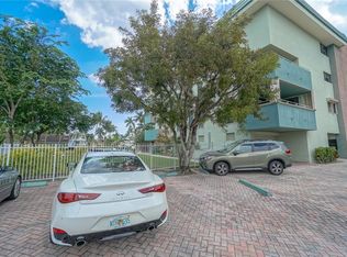 76 Isle Of Venice Dr APT E, Fort Lauderdale, FL 33301