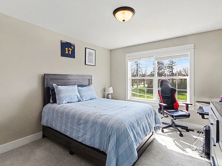 3906 Hillside Dr — Photo 14