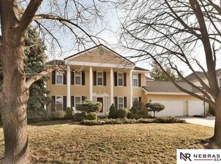 15532 Lloyd St, Omaha, NE 68144