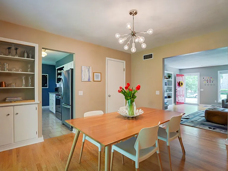 4018 Paunack Ave — Photo 9