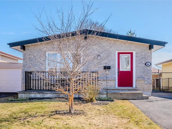 46 Roberts Cres, Kitchener, ON N2E 1A5