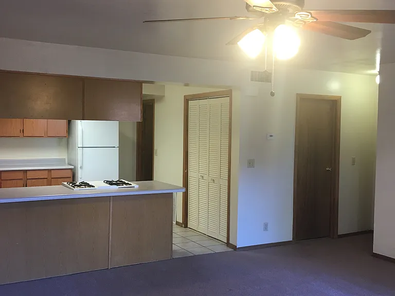 W Grand Canyon Ave — Photo 3