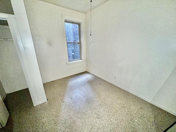 5th image of 1011 N Western Ave APT 2F