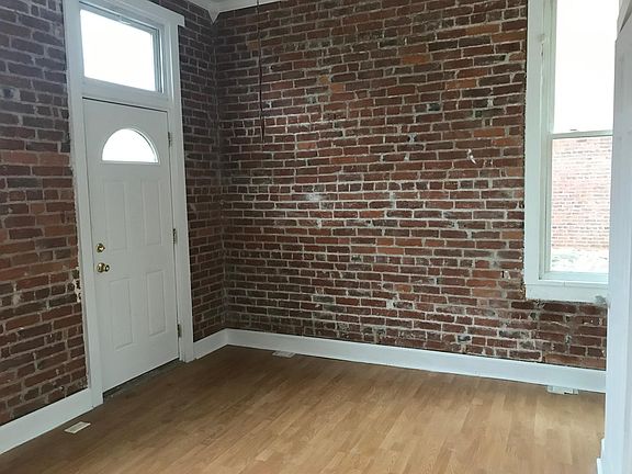 5th image of 1773 Westwood Ave