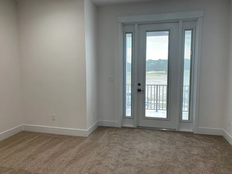 2892 Isles Way — Photo 9