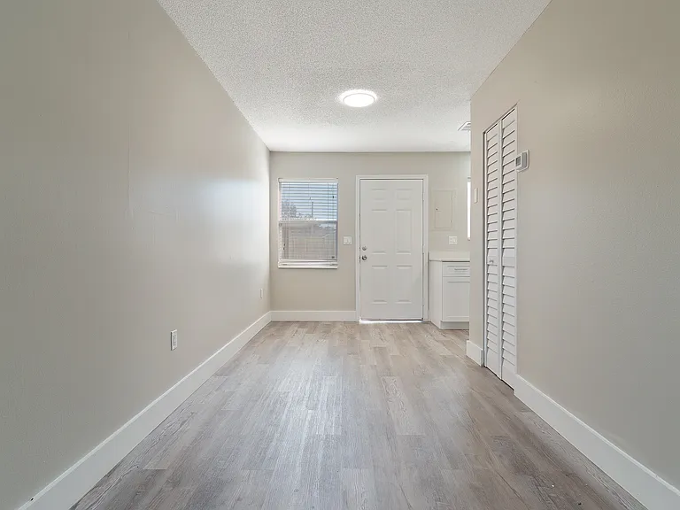 Emerald Cove West — Photo 20