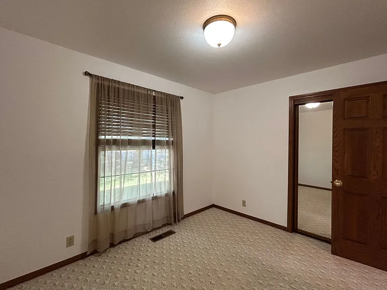 12334 Craig Ave — Photo 15