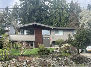 401 109th Ave SE, Bellevue, WA 98004