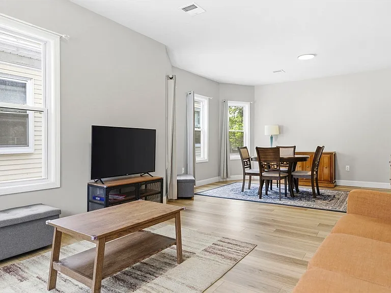 125-127 Arsenal St #2 — Photo 6