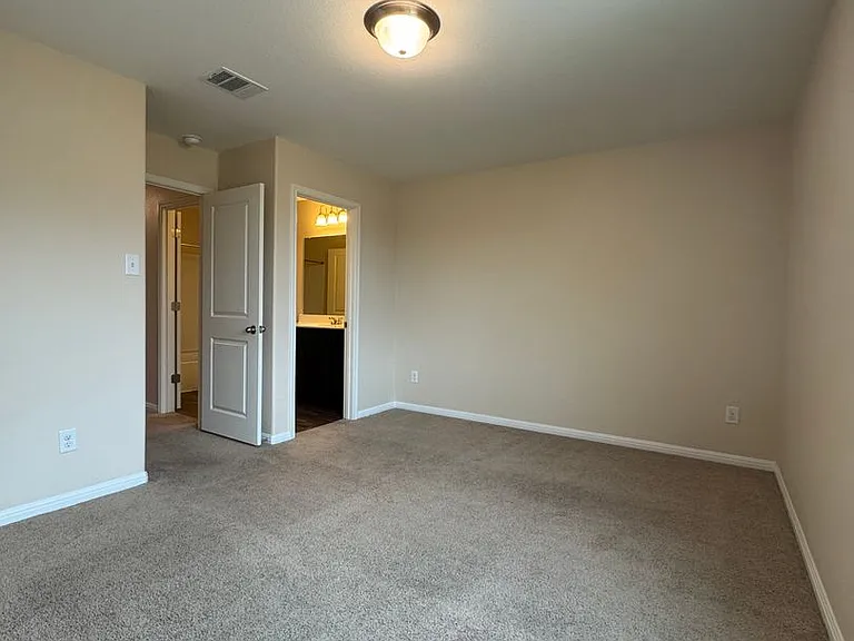 105 Rainey Dr — Photo 14
