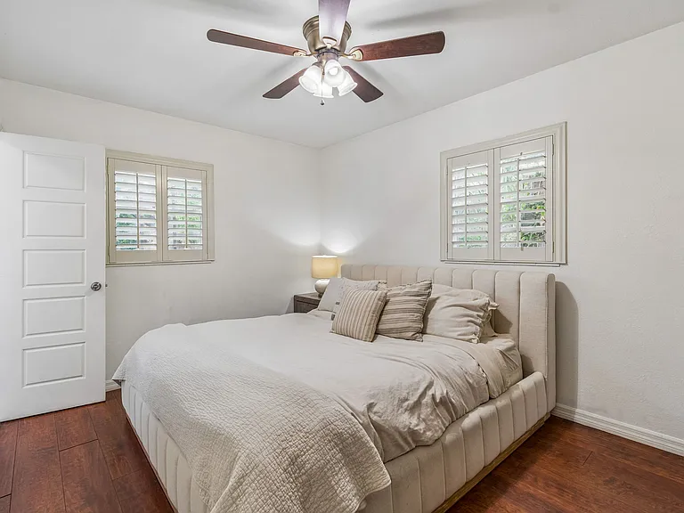 11307 N Boulevard St — Photo 11