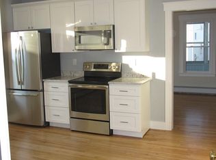 28 King Philip Rd APT 2, Worcester, MA 01606