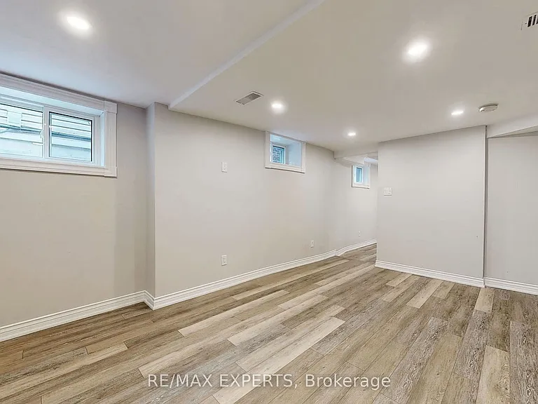 39 Norval St #BASEMENT — Photo 7
