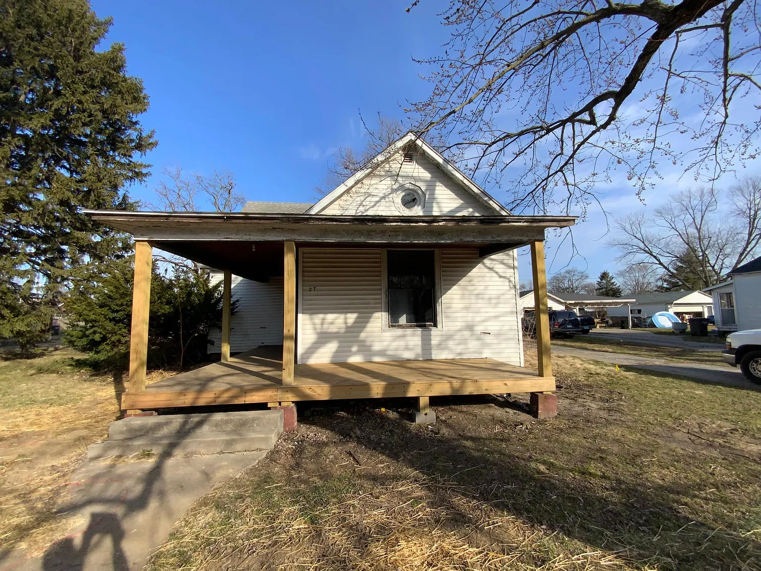 2 bed, 1200 sqft, $675 — Photo 1