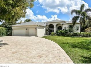 728 Regatta Rd, Naples, FL 34103