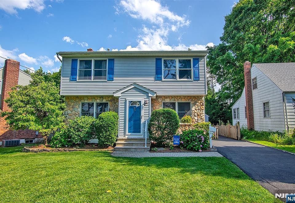 1st image of 65 Wilkens Dr