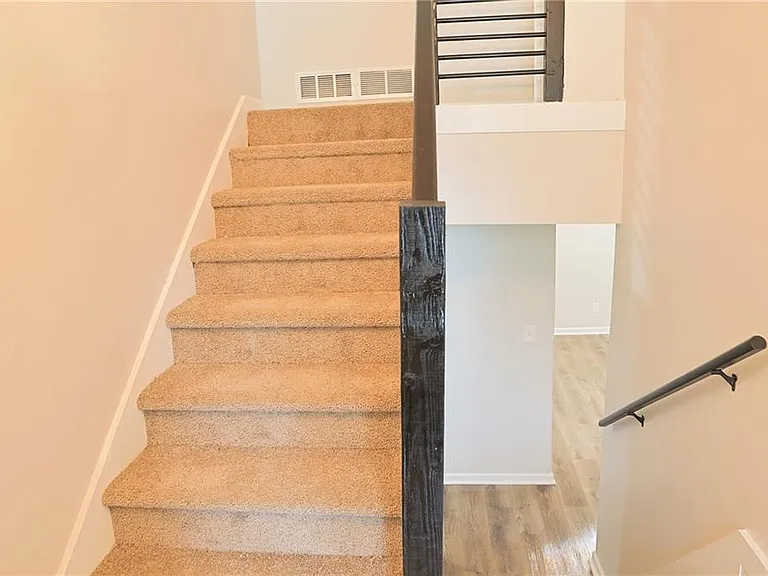 4411 Flakes Mill Rd — Photo 19