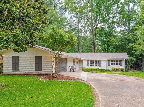4151 Navajo Rd, Jackson, MS 39211