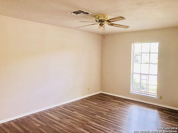 4th image of 3027 Woodsage Dr