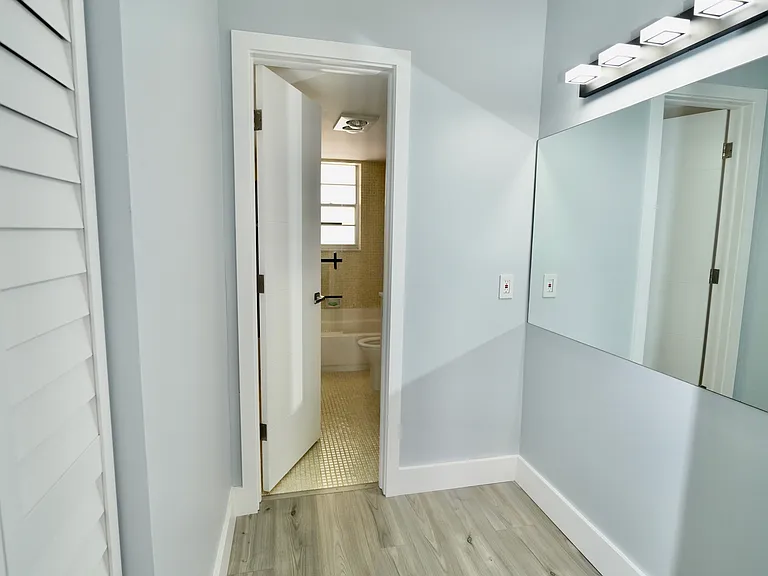 2541 Aragon Blvd #305 — Photo 12