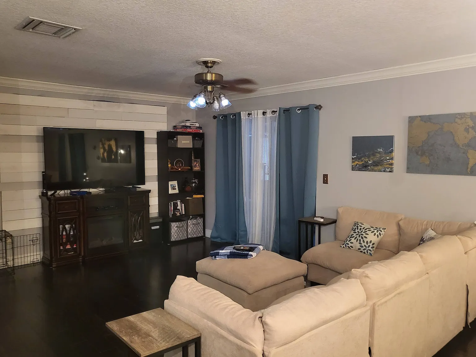 3 bed, 1576 sqft, $2,600 — Photo 4