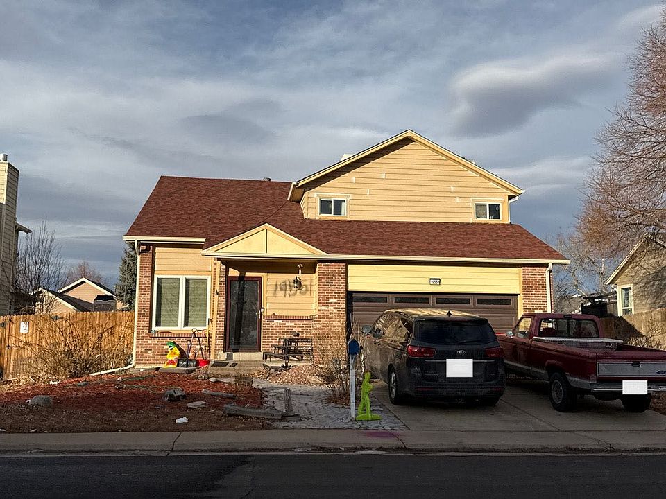 1st image of 19551 E Girton Pl