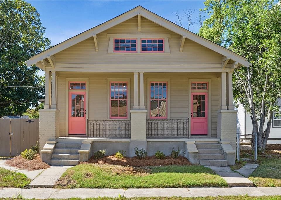 1st image of 1735 Hermosa St