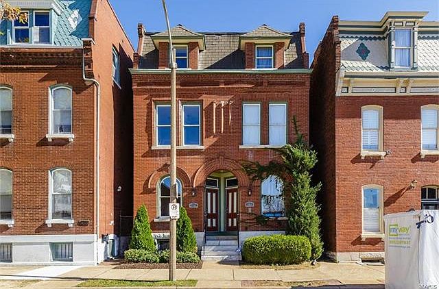 1st image of 2864 McNair Ave
