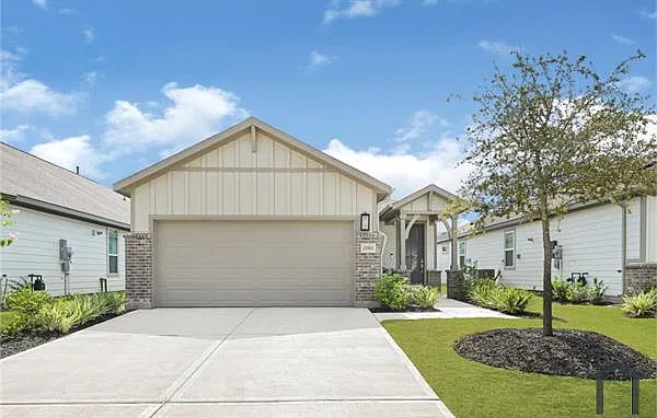 3 bed, 1462 sqft, $2,300 — Photo 2