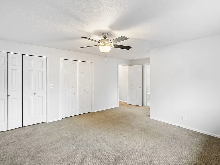 1801 NE Purcell Blvd #11 — Photo 11