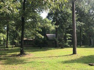 151 Pine Needle Dr, Benton, LA 71006