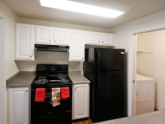 huge kitchens all new appliances