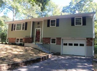 427 Kitemaug Rd, Uncasville, CT 06382