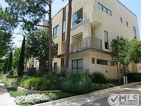 2nd image of 4111 Newton Ave APT 30