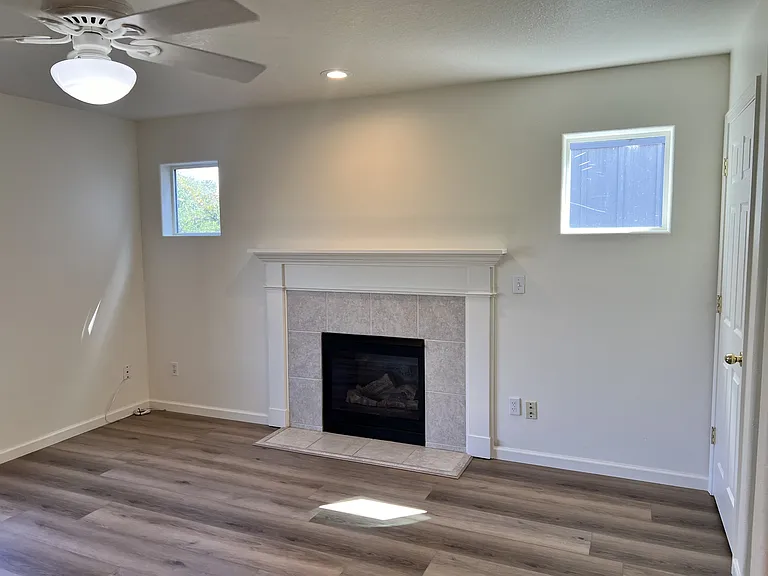 4059 Thoroughbred Ave SE — Photo 3