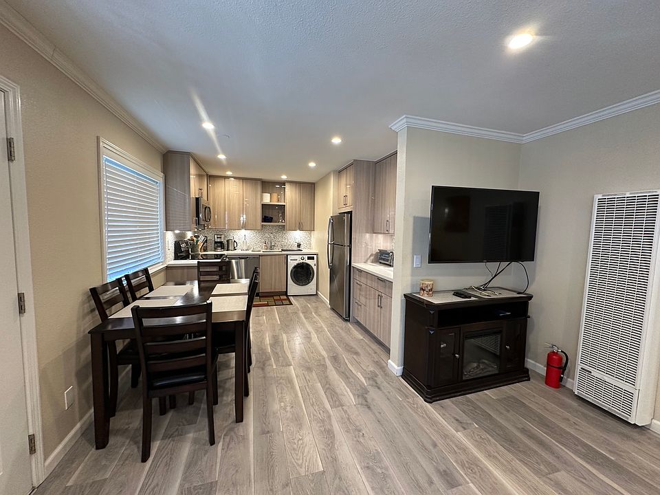 1st image of 1223 Bonanza Ave APT 38