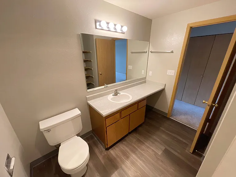 Northpointe Apartments — Photo 6