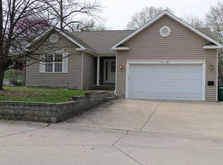 7239 Conza Dr, Hazelwood, MO 63042