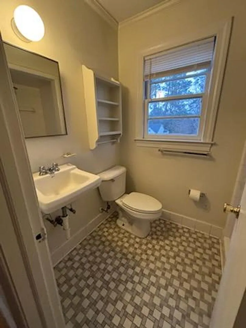 One bedroom apartment — Photo 3
