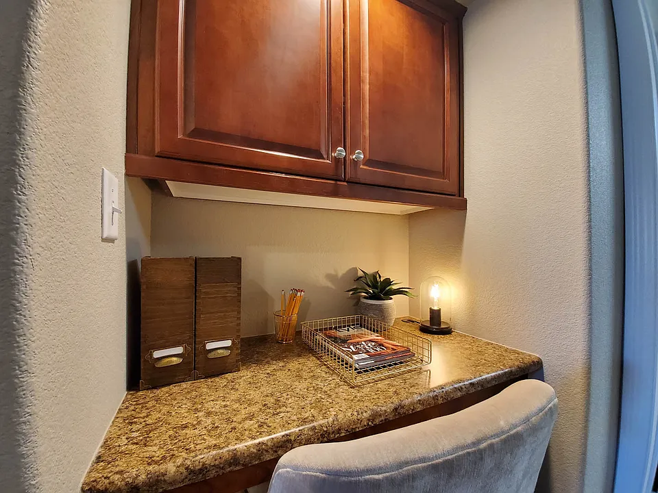 2a2 1140 SQFT 2 Bed 2 Bath