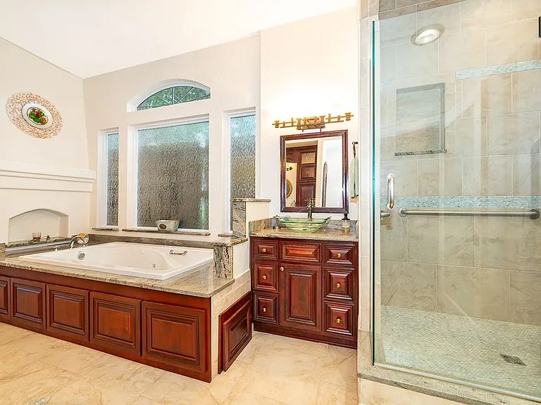 2339 Neptune Rd — Photo 25